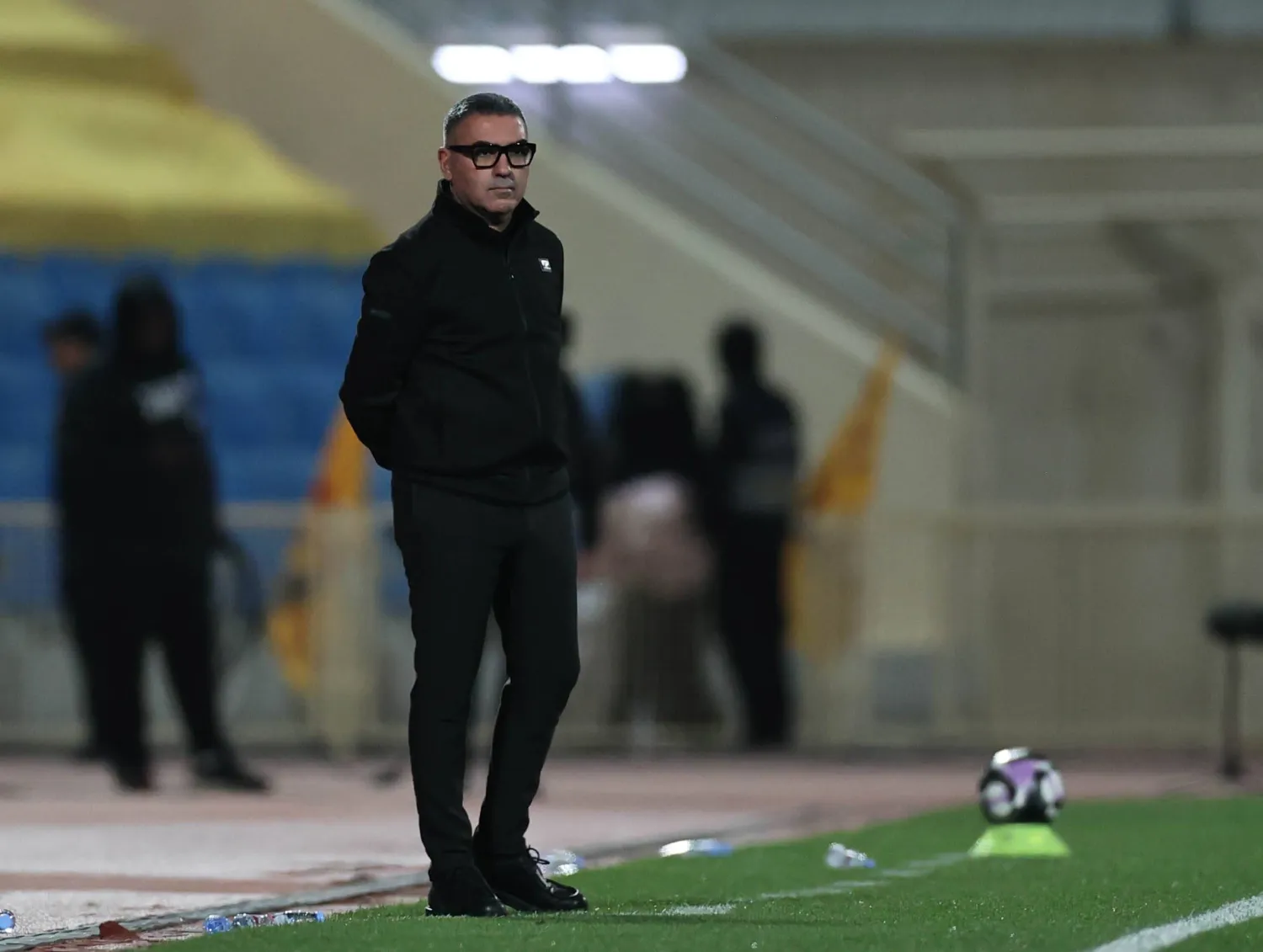 التونسي جلال القادري مدرب فريق الحزم (تصوير: سعد العنزي)