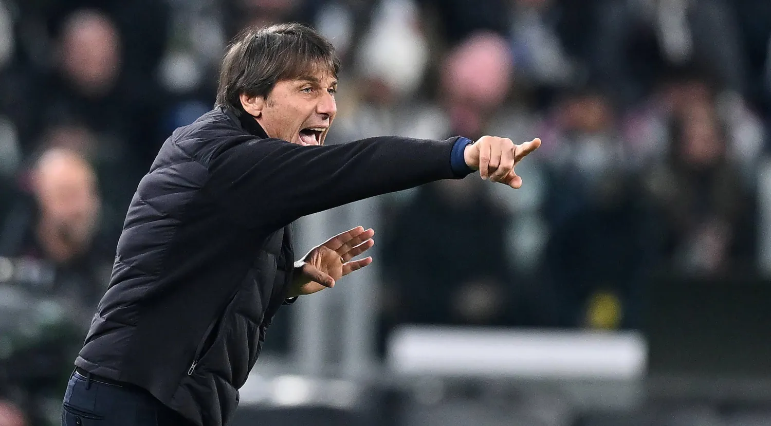 Napoli's coach Antonio Conte reacts during the Italian Serie A soccer match Juventus FC vs SSC Napoli a at the Allianz Stadium in Turin, Italy, 25 January 2026. (EPA)