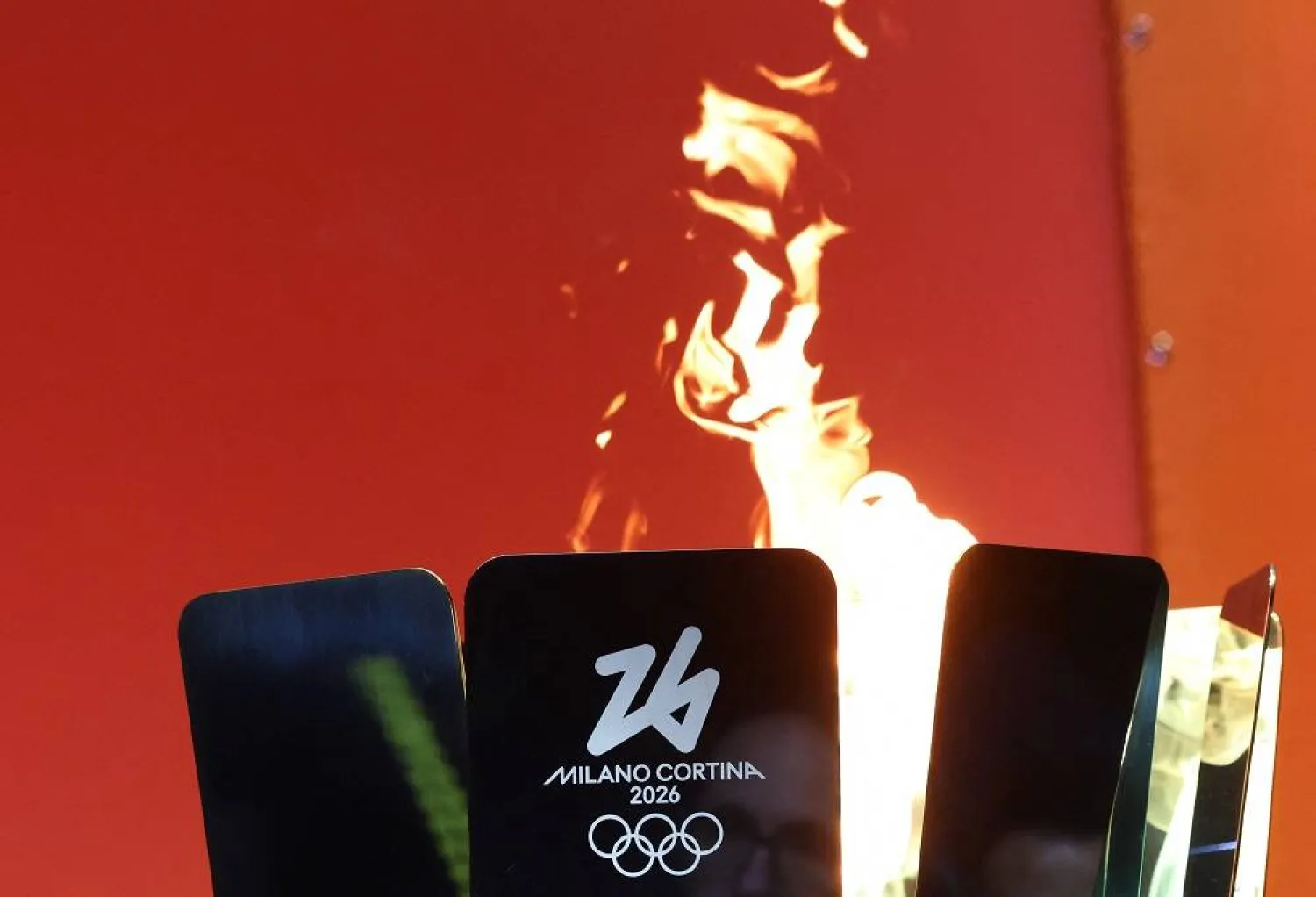 Milano Cortina 2026 Winter Olympics - Torch Relay - Cortina d'Ampezzo, Italy - January 26, 2026 General view of the Winter Olympics flame during the torch relay. (Reuters)