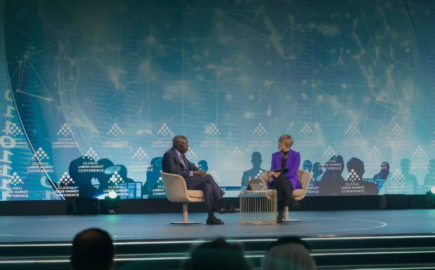 المدير العام لـ«منظمة العمل الدولية» غيلبرت هونغبو (المؤتمر الدولي لسوق العمل)