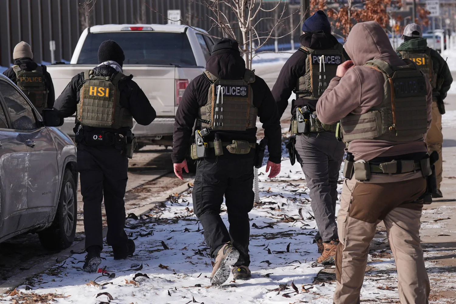 دورية من شرطة الهجرة الفيدرالية الأميركية في ولاية مينيسوتا (أ.ب)