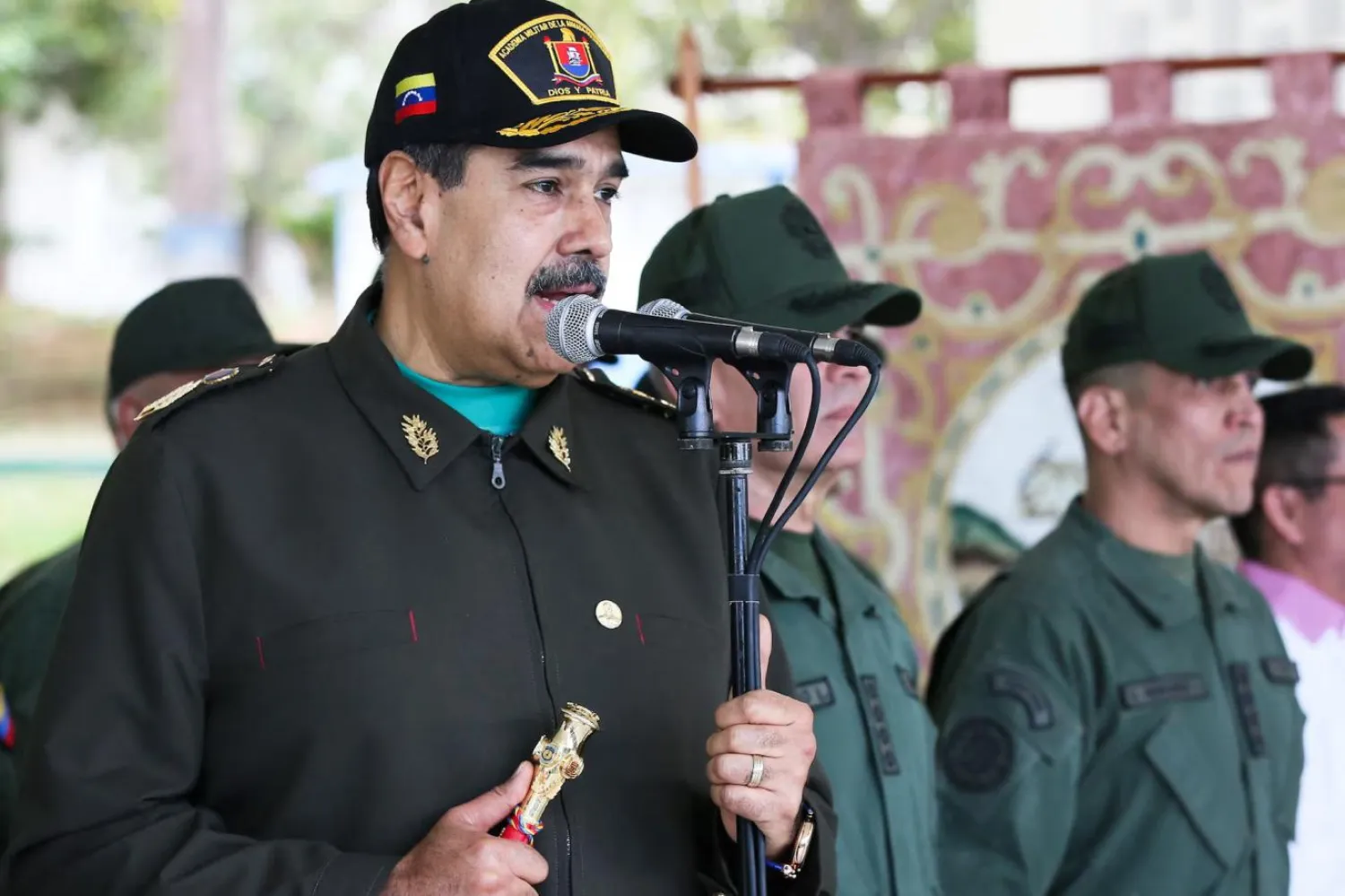 Maduro, CIA'in Venezuela'da saldırı düzenlediğinin ortaya çıkmasına rağmen ABD'yle diyaloğa açık olduklarını söylemişti (Reuters)