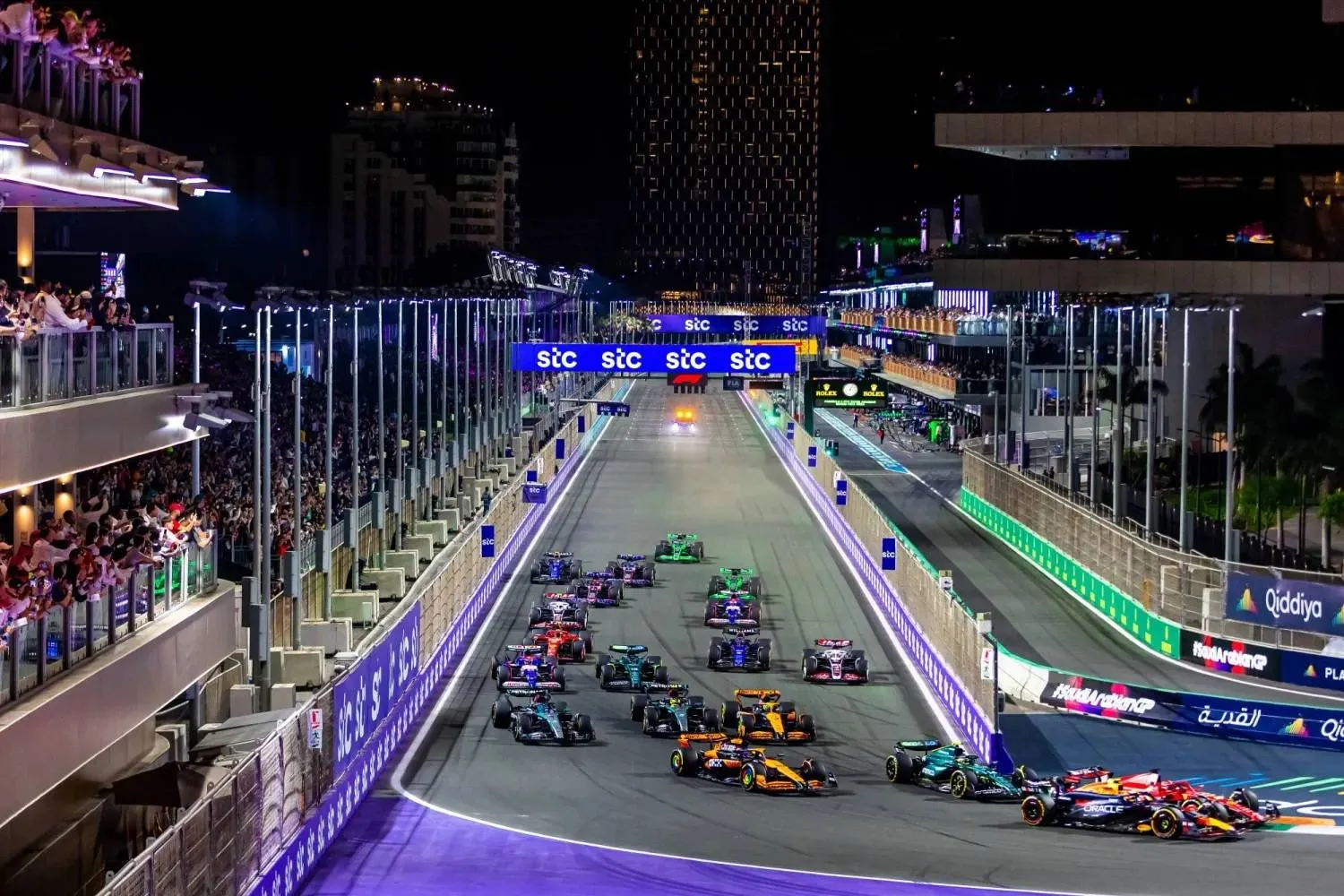 تُوجت جائزة السعودية الكبرى بلقب «أفضل حدث استعراضي في (الفورمولا 1)» (الشرق الأوسط)