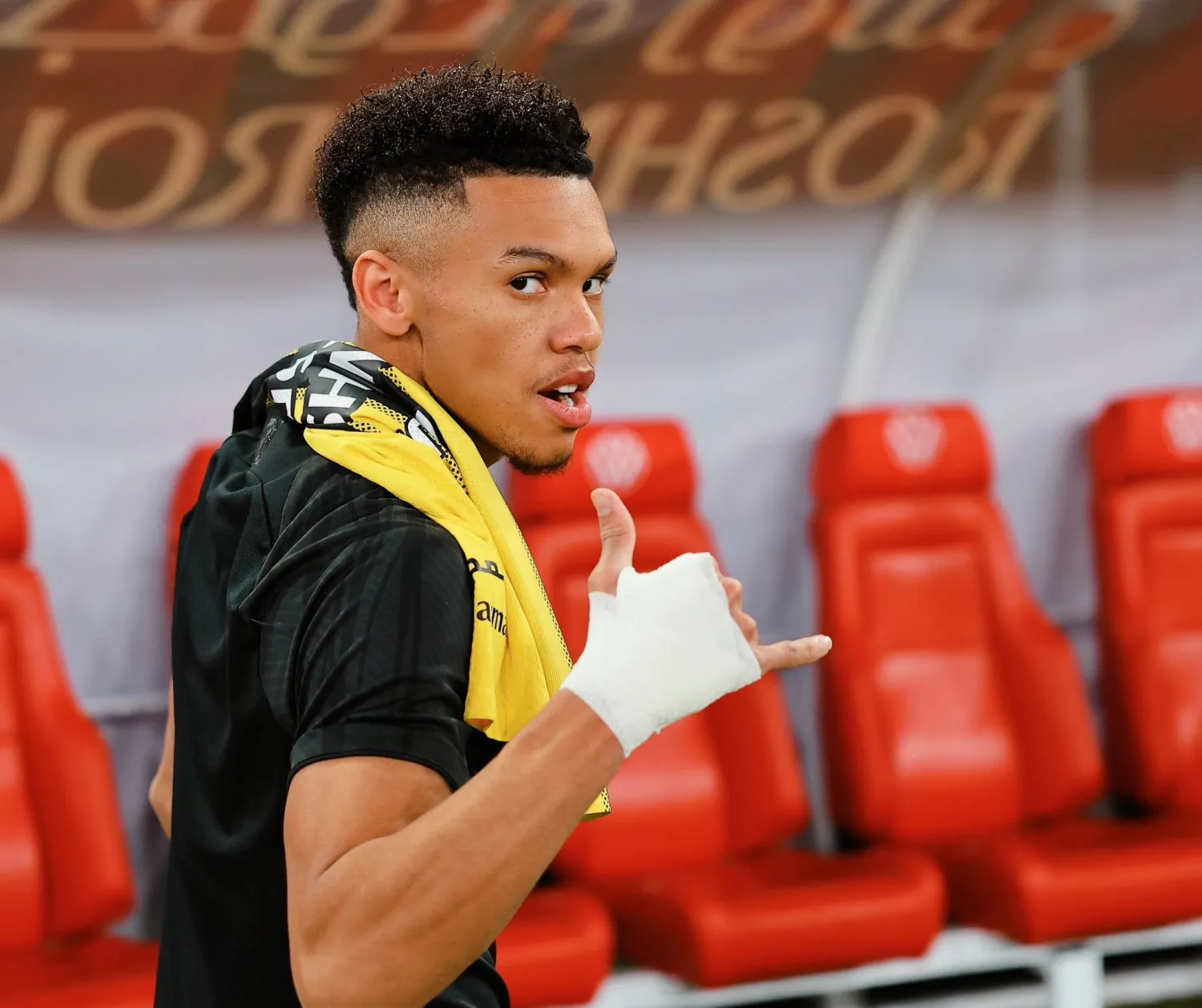 معاذ فقيهي (الشرق الأوسط)