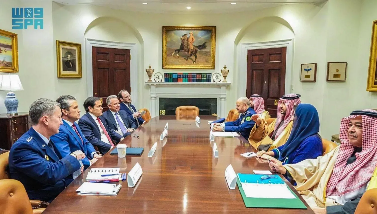 Suudi Arabistan Savunma Bakanı, ABD Savunma Bakanı ile bölgedeki barış çabalarını görüştü