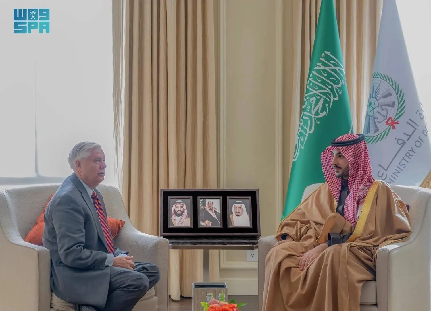 Saudi Minister of Defense Prince Khalid bin Salman bin Abdulaziz met in Washington, D.C. with US Senator Lindsey Graham. (SPA)