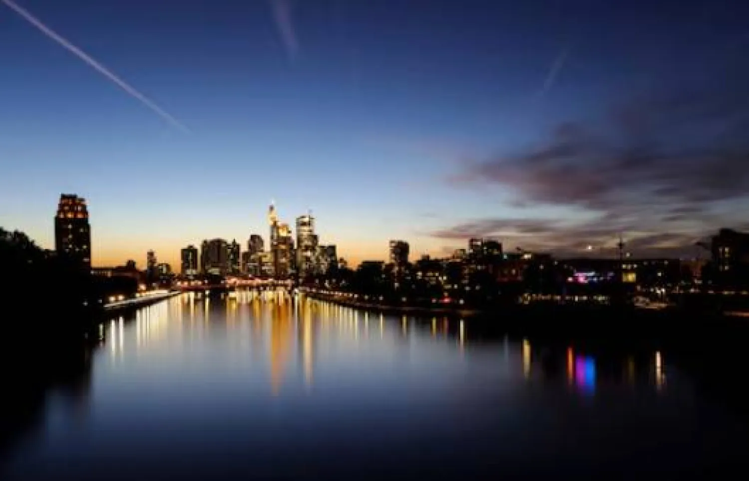 أفق مدينة فرانكفورت (رويترز)