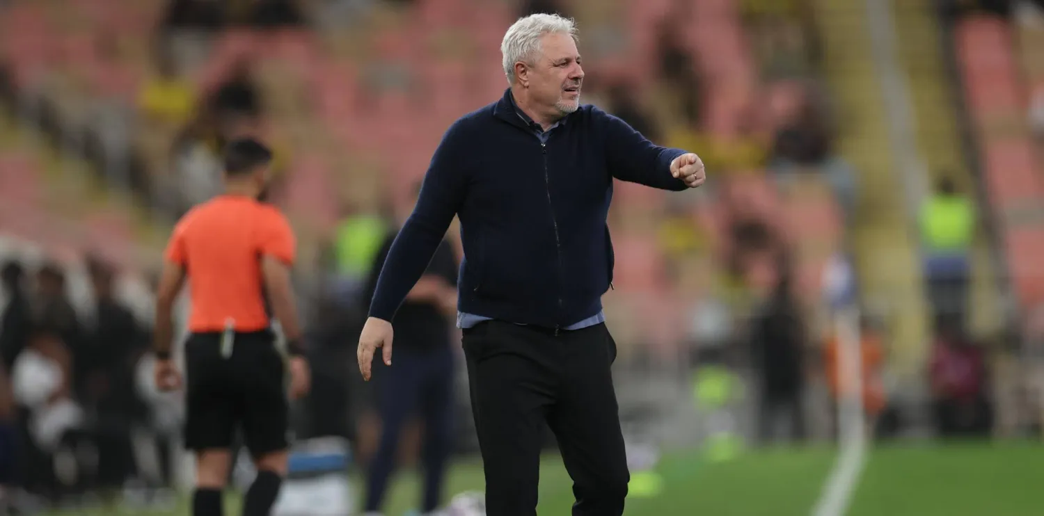 المدرب سوموديكا ينوي تطعيم الأخدود بصفقات جديدة (تصوير: عدنان مهدلي) 