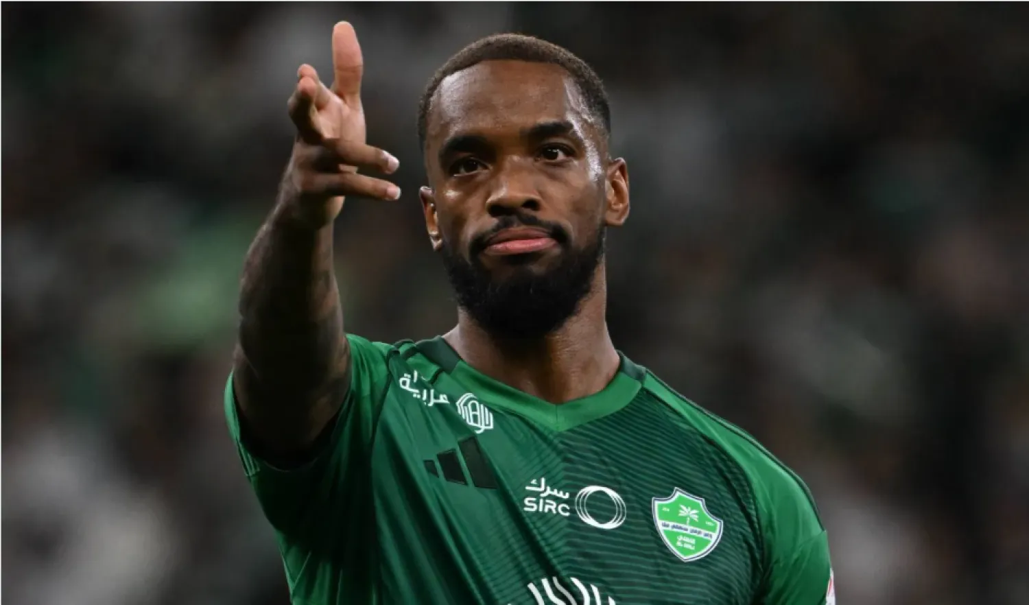 المهاجم الإنجليزي إيفان توني أفضل لاعب في يناير (تصوير: علي خمج)