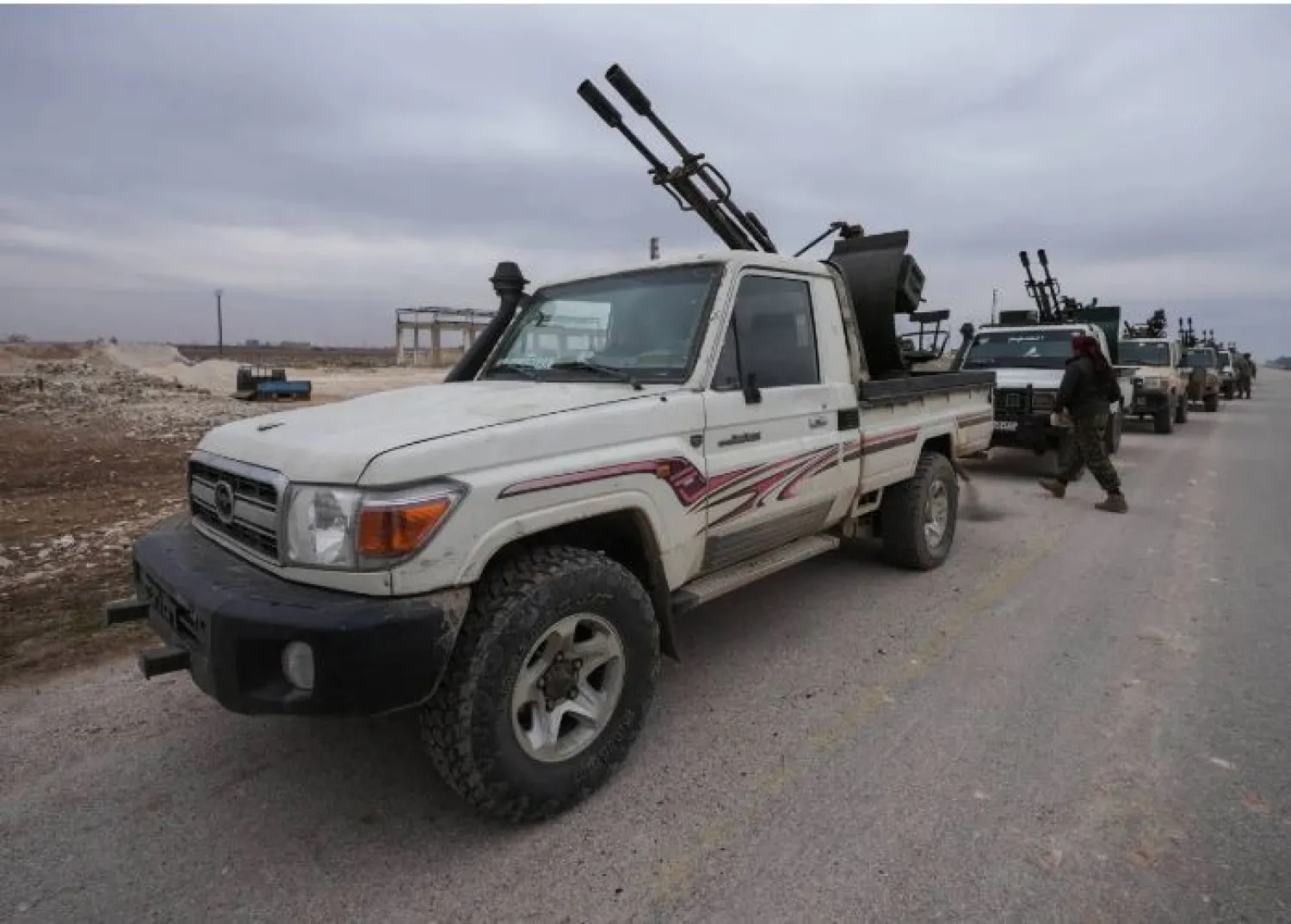 Suriye ordusu Deyr Hafir'i kontrol altına aldı ve Rakka’ya girdi