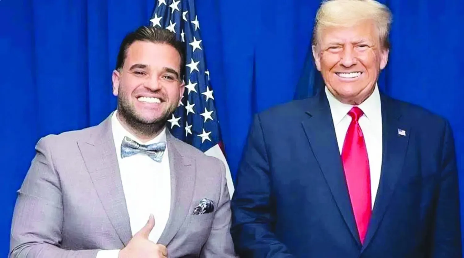 ABD Başkanı Donald Trump, Irak Özel Temsilcisi Mark Savaya ile birlikte (Arşiv-X)