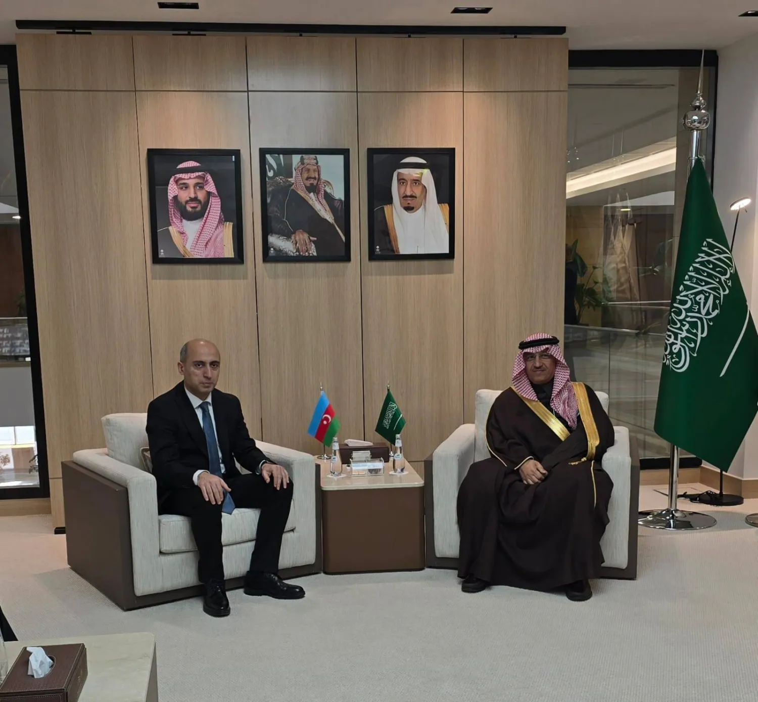 وزير التعليم السعودي لدى استقباله نظيره في أذربيجان بالرياض (الشرق الأوسط)