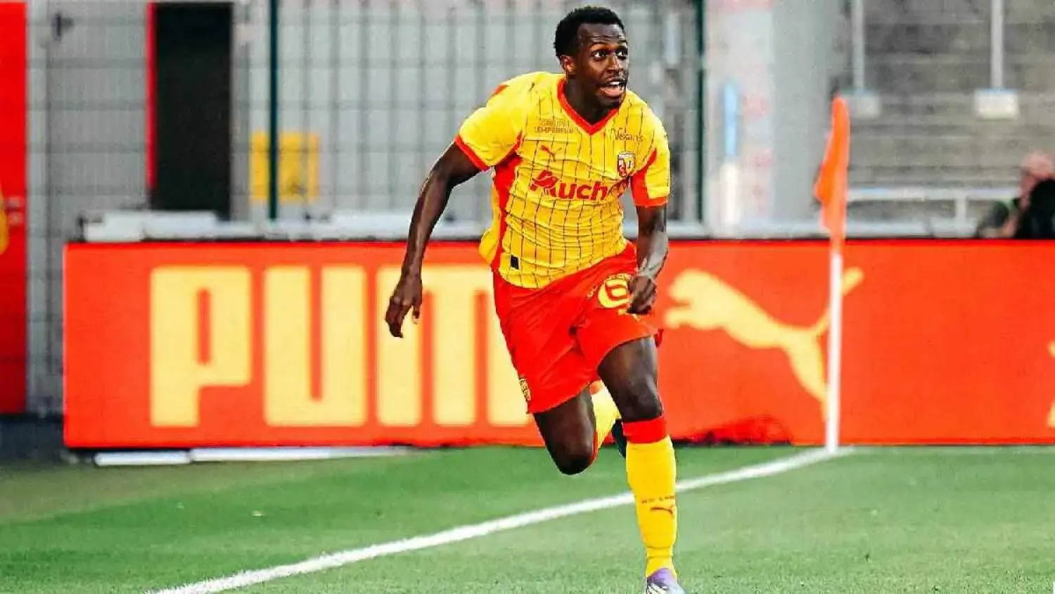 السعودي سعود عبد الحميد (نادي لانس)