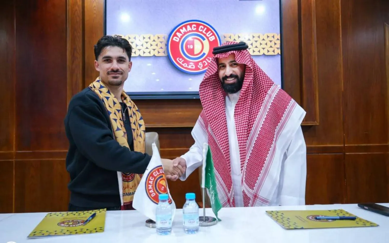 اللاعب السوري محمد الصلخدي يبلغ من العمر 24 عاماً (نادي ضمك) 