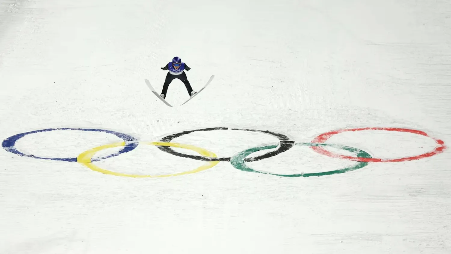 ستشهد دورة الألعاب الأولمبية الشتوية في ميلانو-كورتينا مشاركة 306 متزلجين (رويترز)