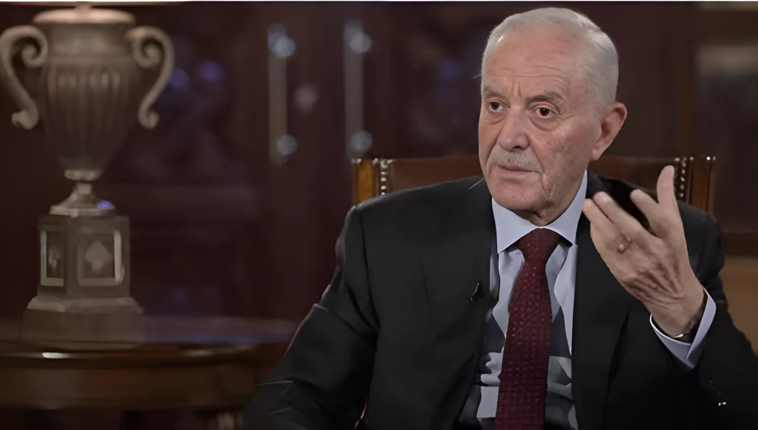 الراحل أحمد عبيدات (وكالة الأنباء الأردنية - بترا)