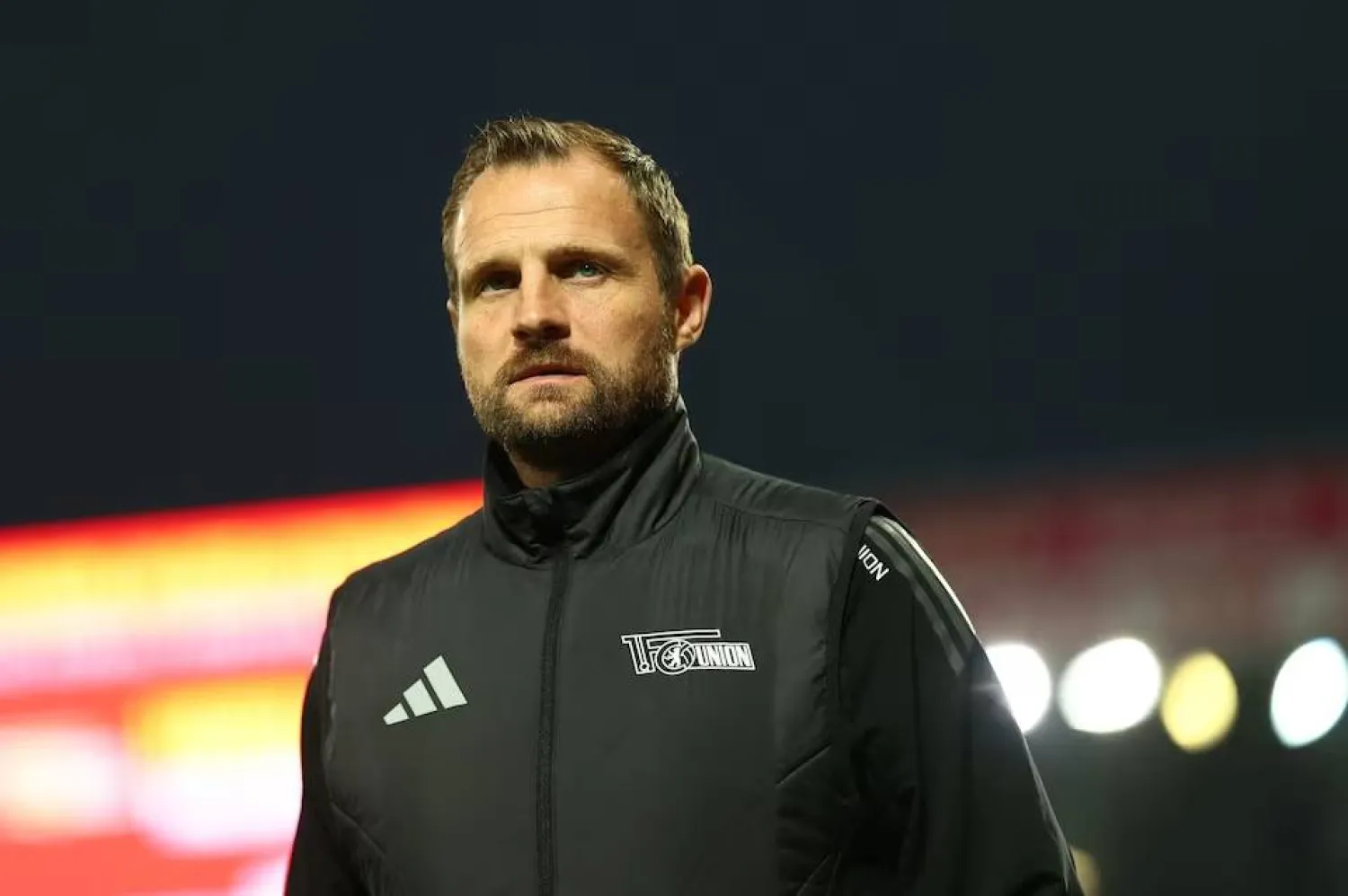 بو سفينسون مدرب يونيون برلين السابق (رويترز)