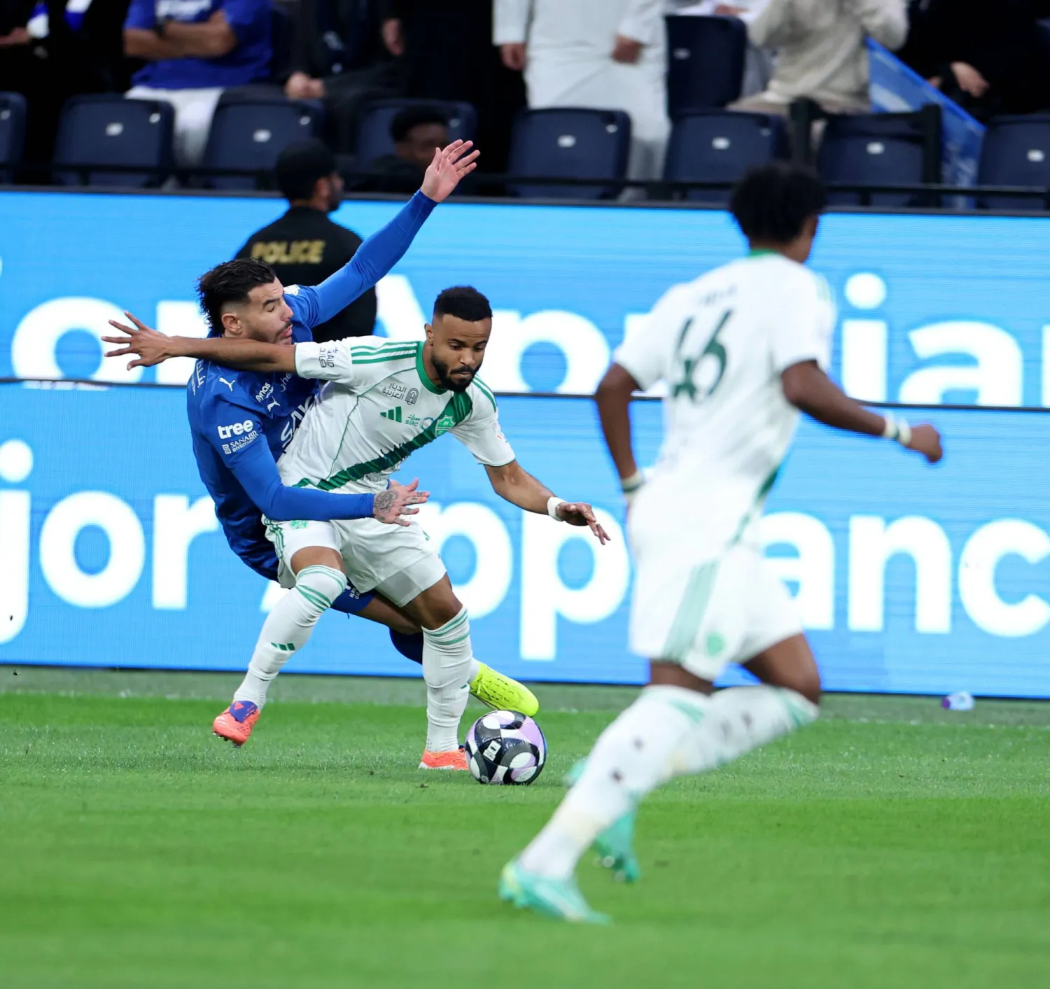 قمة الهلال والأهلي غابت عنها الأهداف (تصوير: مشعل القدير) 