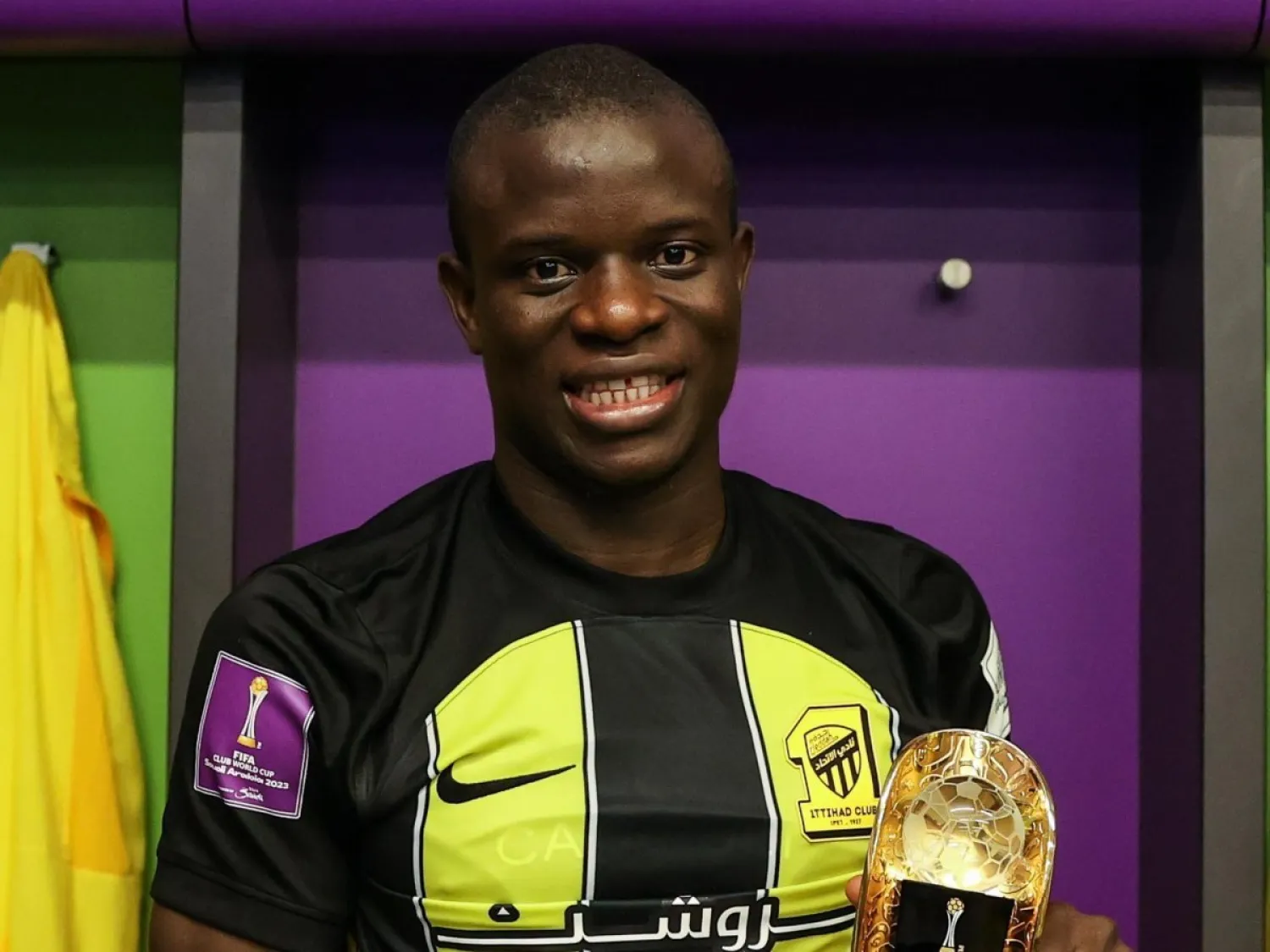 النادي عبر عن امتنانه لما قدمه اللاعب كانتي (نادي الاتحاد) 