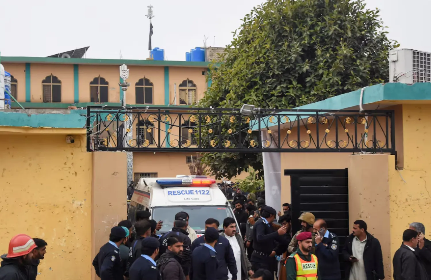 An ambulance evacuates casulties after a deadly explosion at a Shi'ite Muslim mosque in Islamabad, Pakistan, February 6, 2026. REUTERS/Waseem Khan 