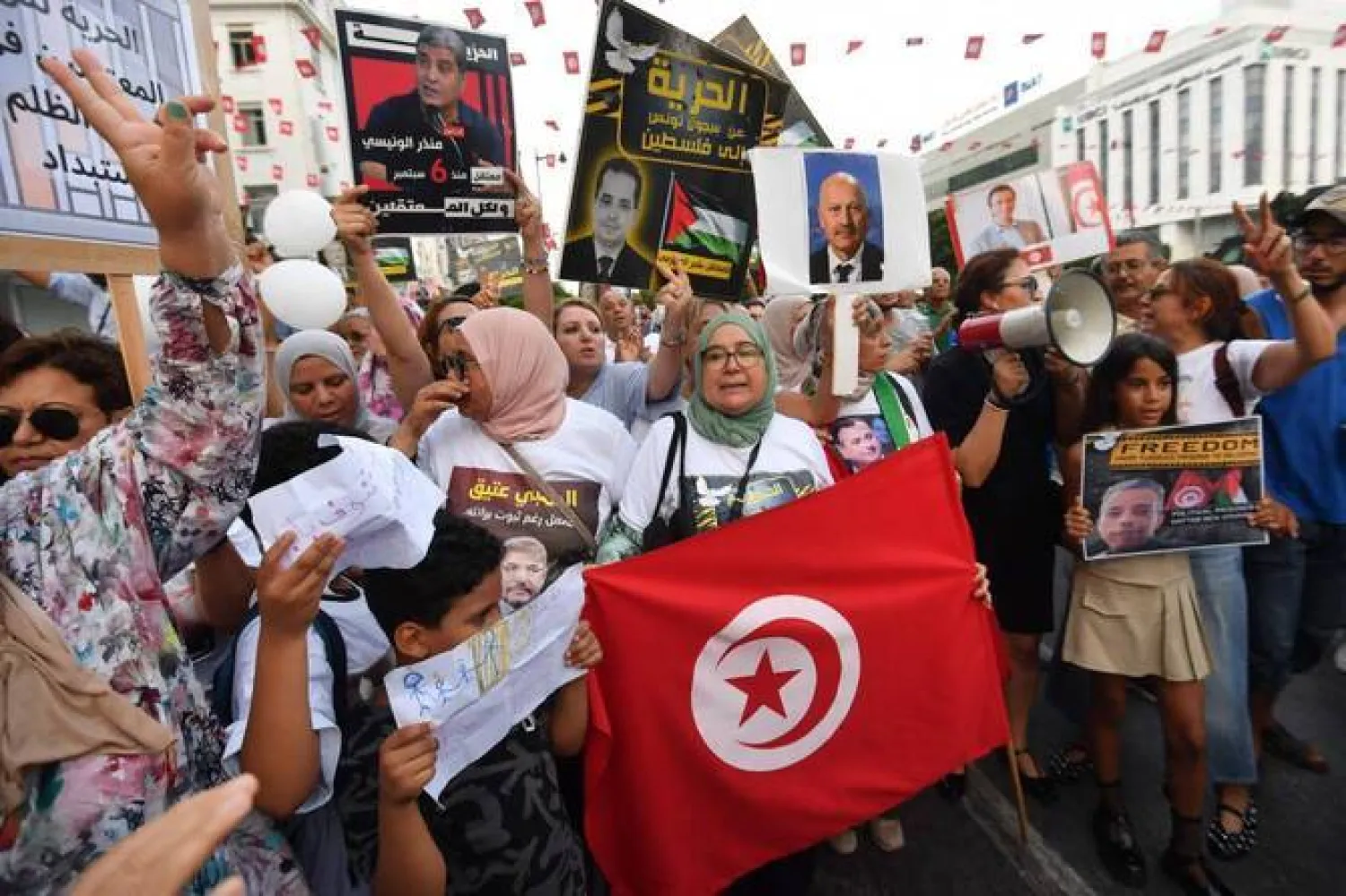 تظاهرة احتجاجية في تونس العاصمة (آ ف ب)