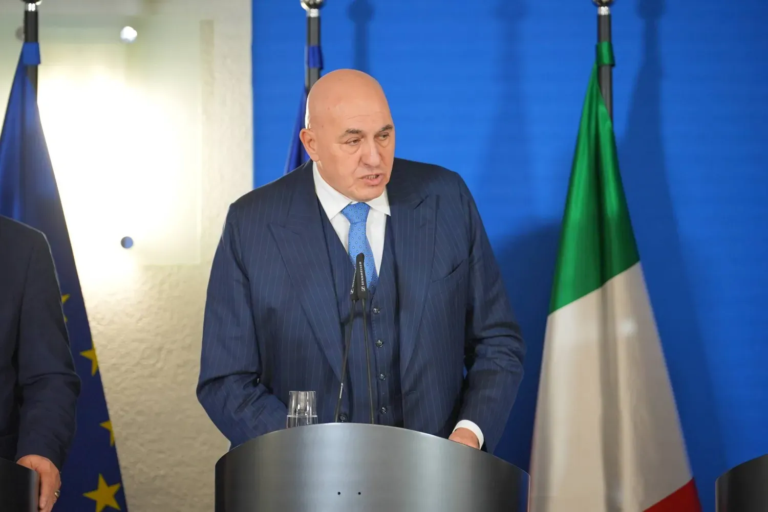 İtalya Savunma Bakanı Guido Crosetto, Roma ve Riyad’ın Washington ile Tahran arasında devam eden müzakerelerin başarıya ulaşması için çalıştığını doğruladı. (İtalya Savunma Bakanlığı)