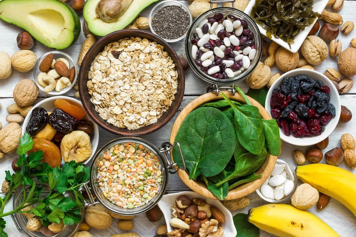 Nutrition experts recommended trying to get more of magnesium in our diet from food first (Harvard University)