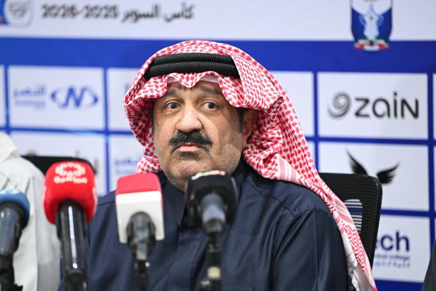 الشيخ أحمد اليوسف الصباح رئيس مجلس إدارة الاتحاد الكويتي لكرة القدم (الاتحاد الكويتي)