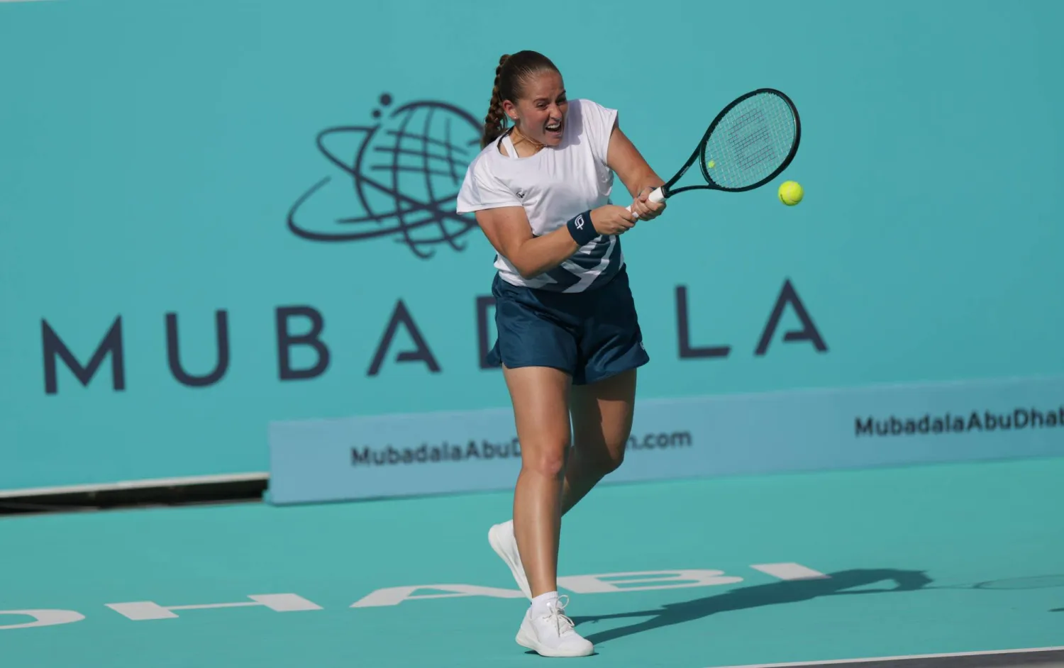 اللاتفية يلينا أوستابينكو (إ.ب.أ)