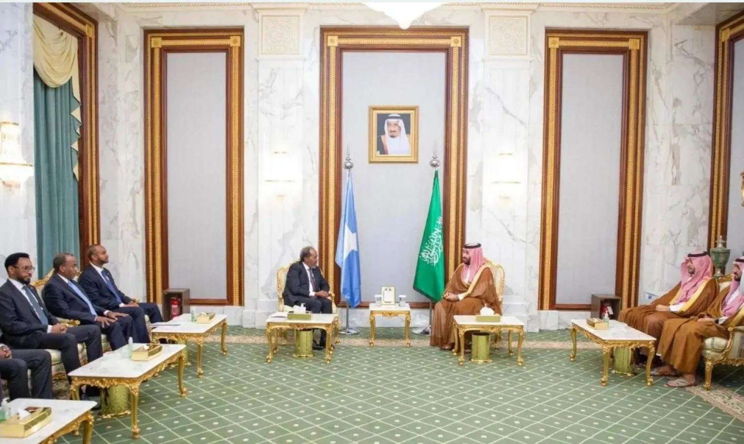 Prince Mohammed bin Salman, Crown Prince and Prime Minister meets with Somali President Hassan Sheikh Mohamud Makkah. (SPA file)
