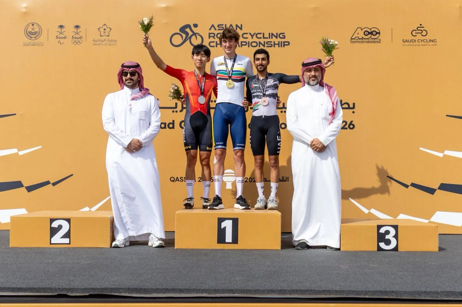 آسيا للدراجات - القصيم: ذهبية كازاخية في سباق النخبة وتألق تايلاندي مزدوج