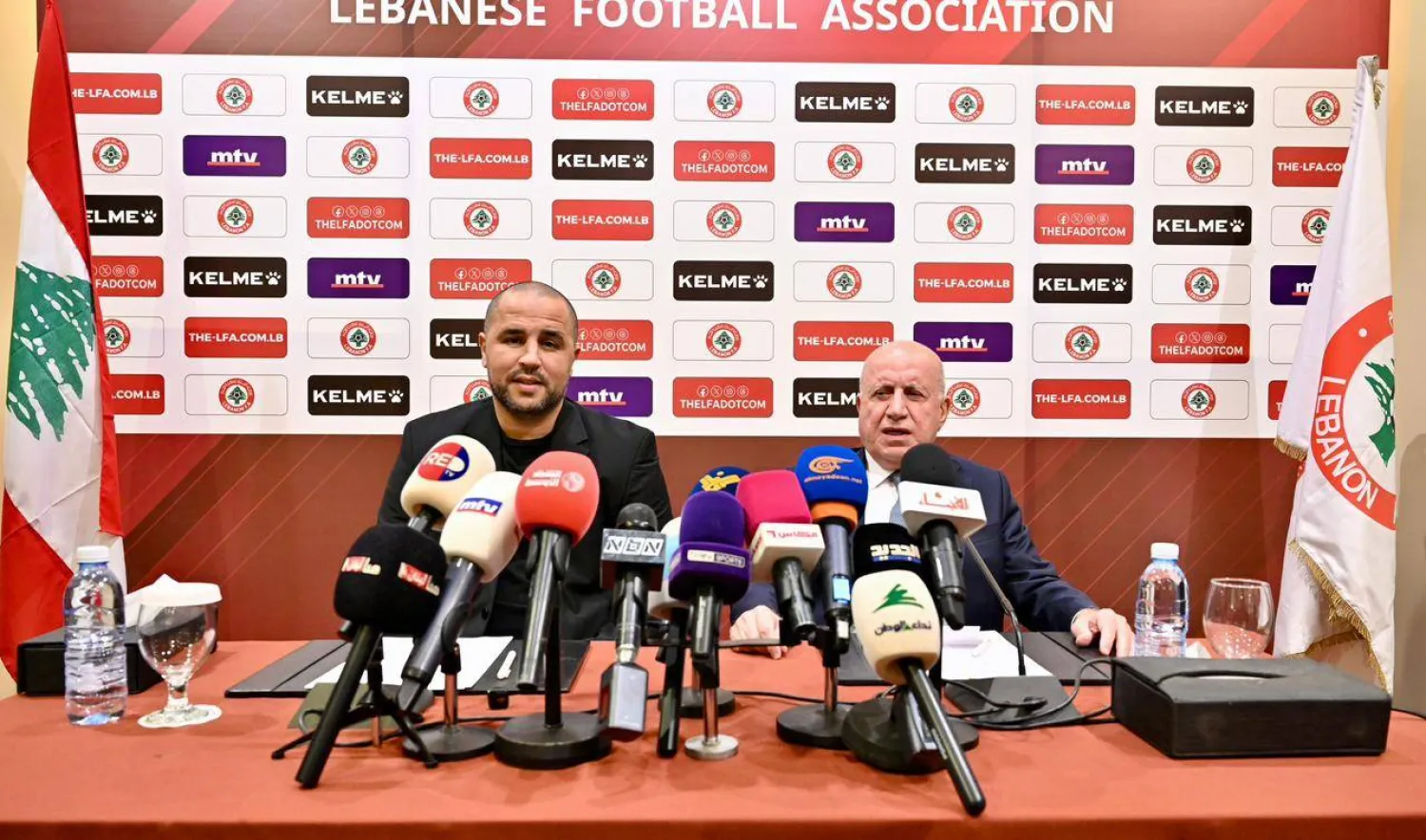 بوقرة أكد أن الوقت لا يزال مبكراً بالنسبة لحديثه عن منتخب لبنان (الشرق الأوسط)