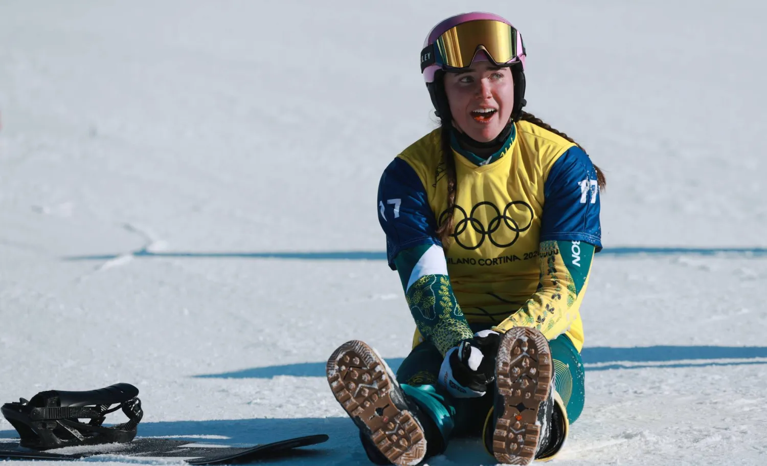 الأسترالية جوزي باف بطلة التزلج (إ.ب.أ)