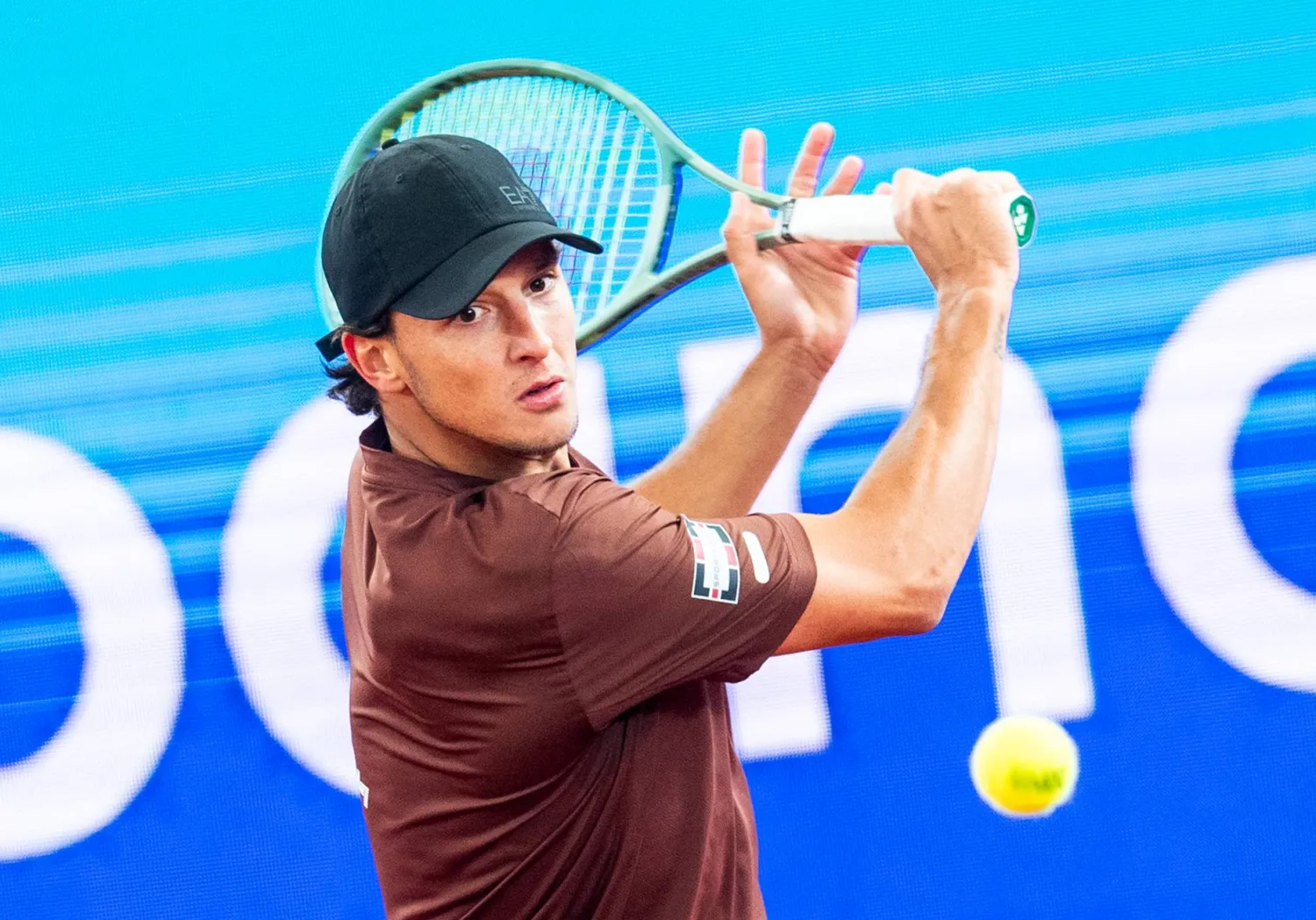 الإيطالي لوتشيانو دارديري إلى قبل نهائي بطولة الأرجنتين (د.ب.أ)