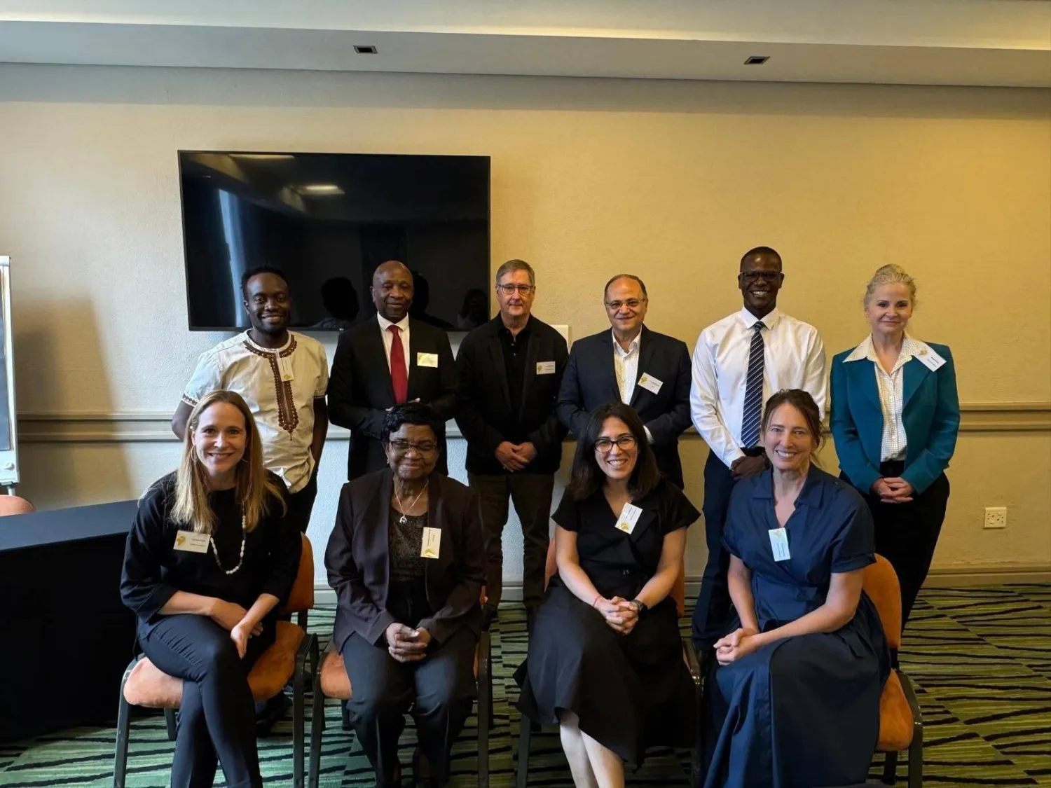 رئيس «هيئة الدواء المصرية» علي الغمري يشارك في ملتقى استخدمات الذكاء الاصطناعي في مجالات الأدوية بجنوب أفريقيا (الصفحة الرسمية لهيئة الدواء)