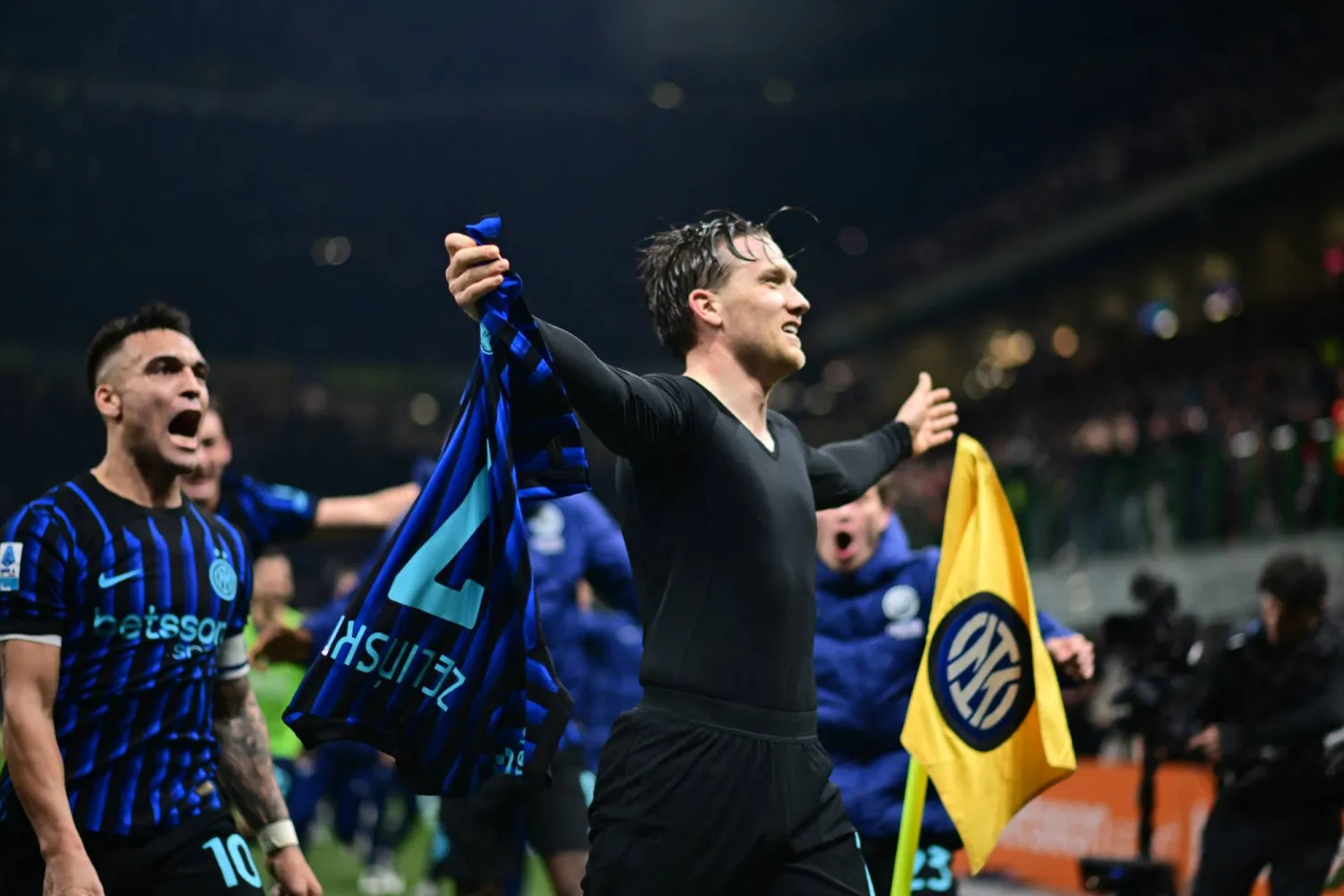 زيلنسكي سجل هدف الفوز للأنتر (رويترز)