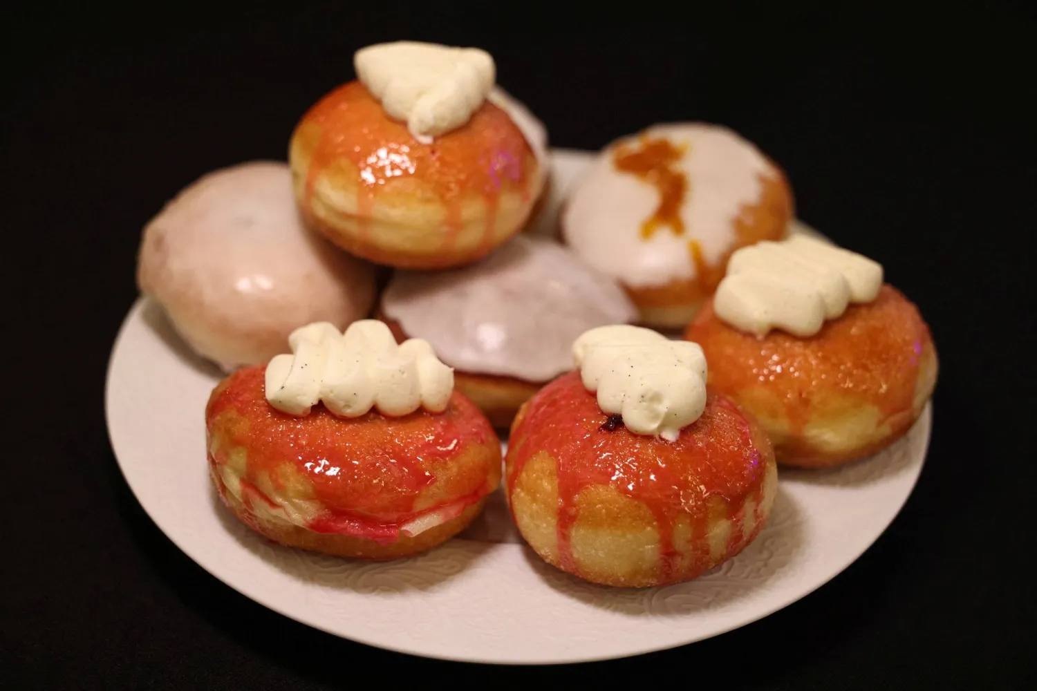 يُنصح بالتقليل من السكريات من أجل صحة أفضل للقلب (رويترز)