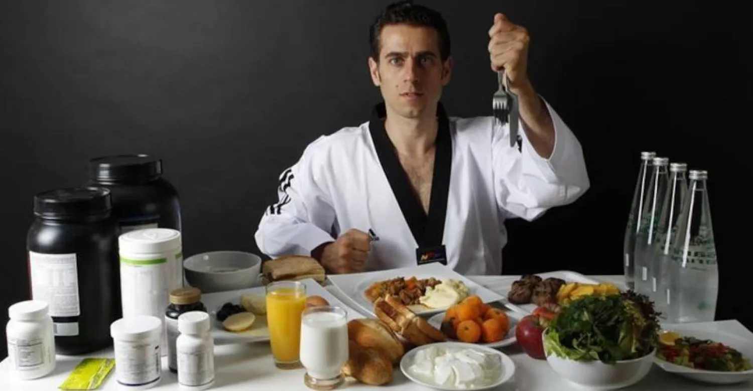 للنظام الغذائي أهمية كبيرة بالنسبة للرياضيين الأولمبيين (رويترز)