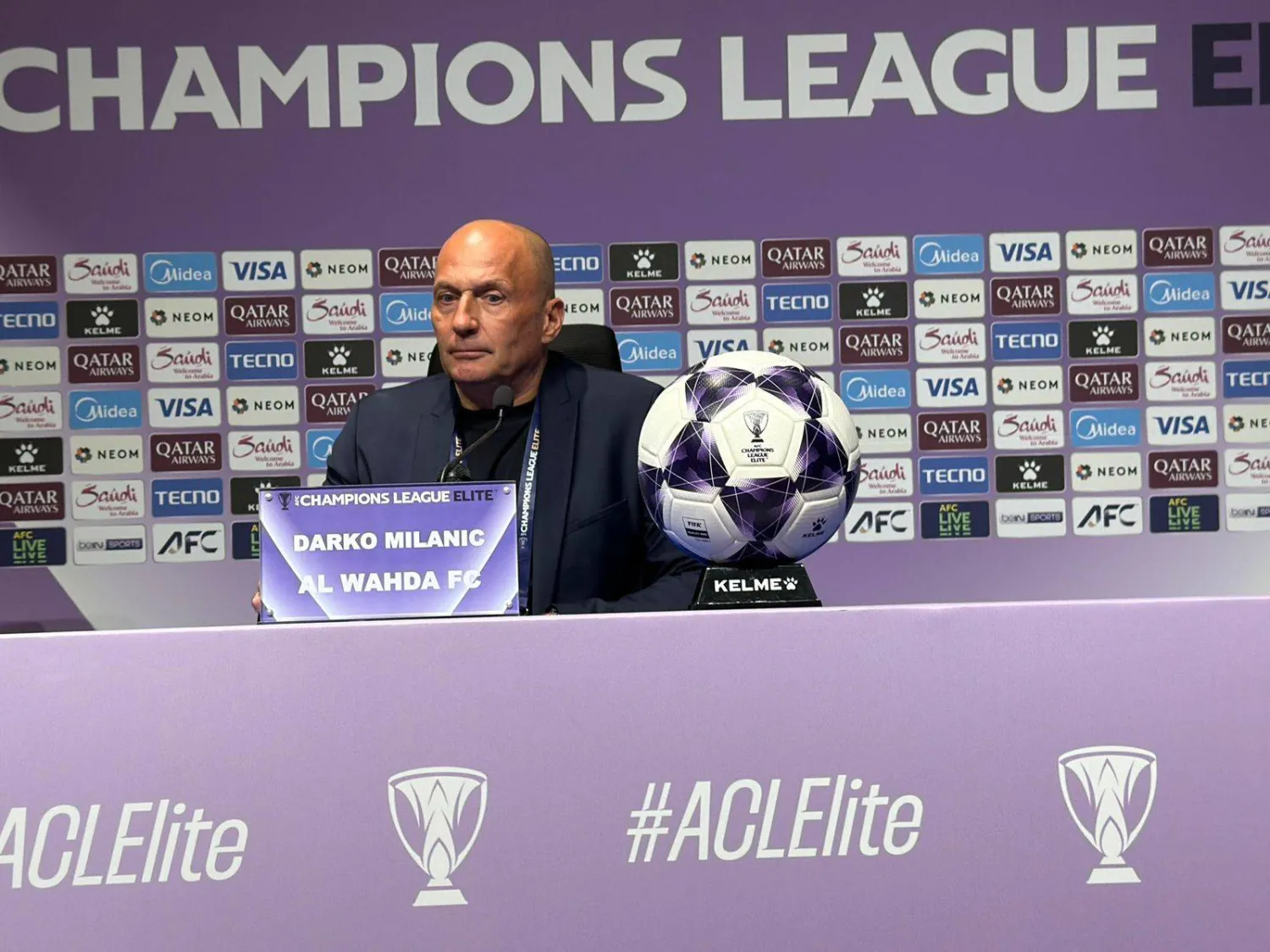 السلوفيني داروين ميلانيتش مدرب الوحدة الإماراتي (الشرق الأوسط)