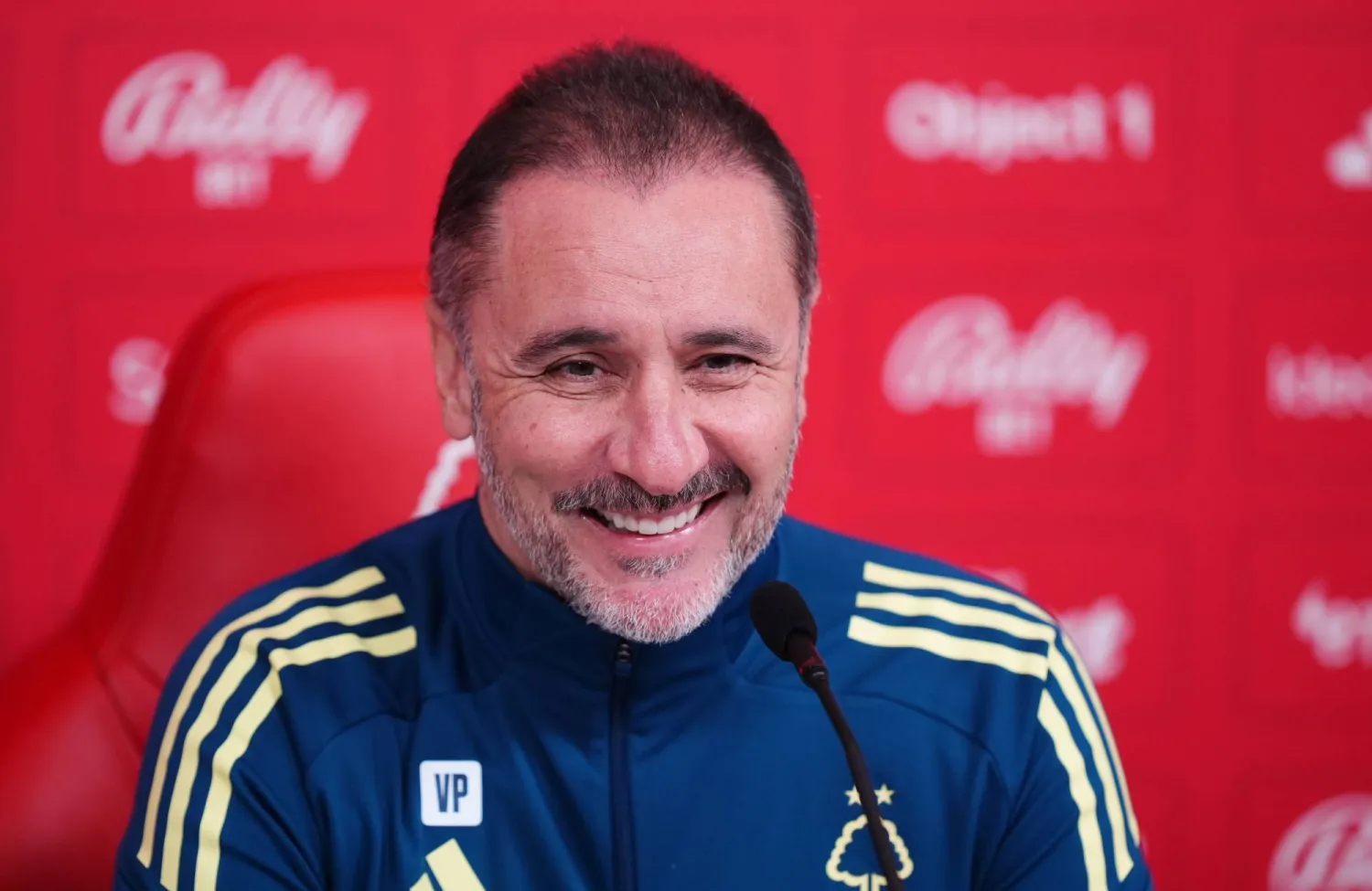 فيتور بيريرا (د.ب.أ)