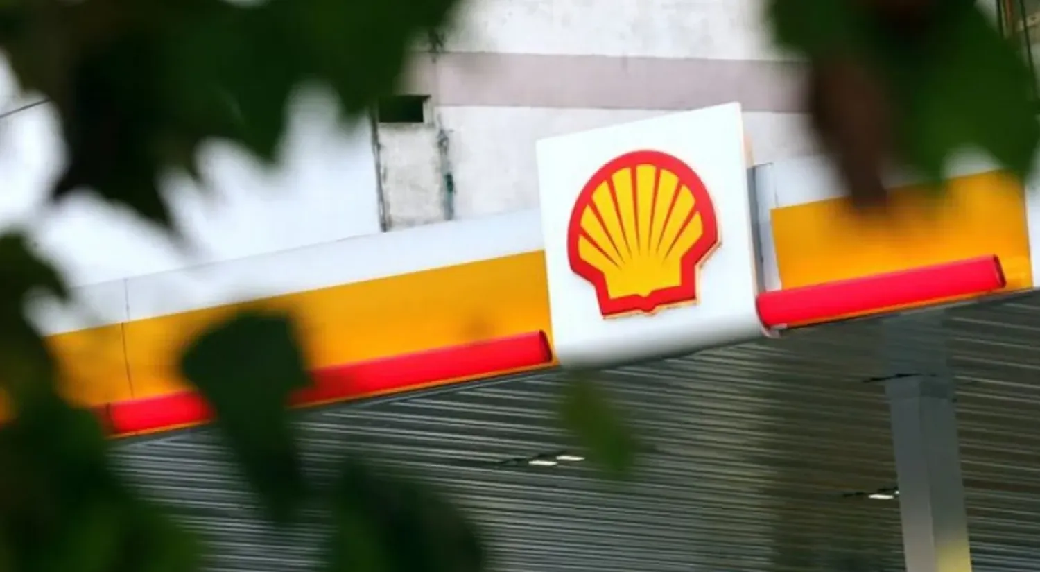 A Shell logo is seen at a gas station in Buenos Aires, Argentina, March 12, 2018. (Reuters)
