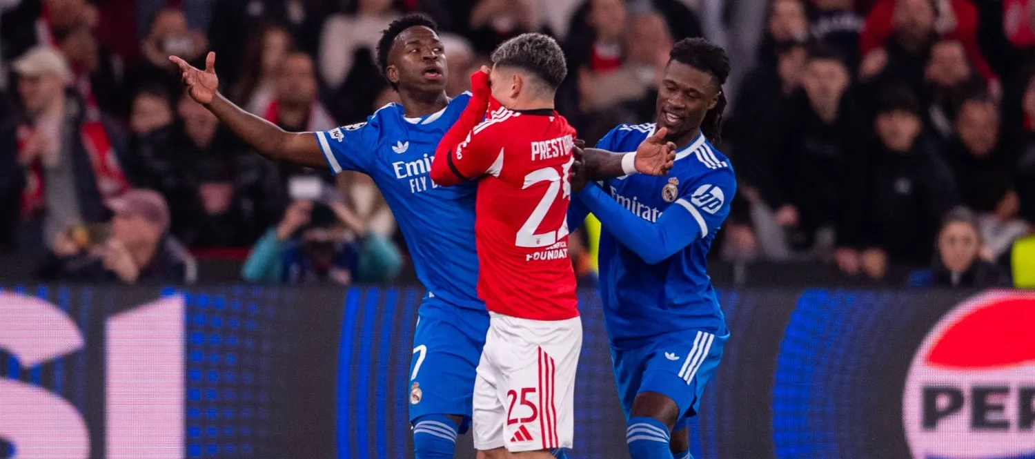 فينيسيوس ادعى تعرضه لإساءات عنصرية من الأرجنتيني بريستياني (د.ب.أ)