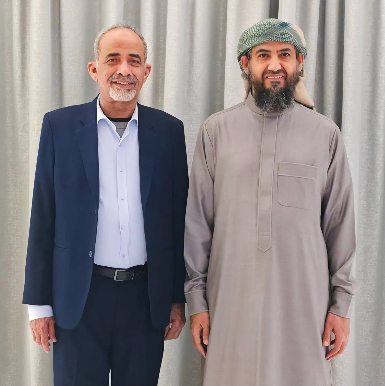 أبو زرعة المحرّمي خلال لقاء أخير مع الفريق محمود الصبيحي في الرياض (حساب أبو زرعة على إكس)