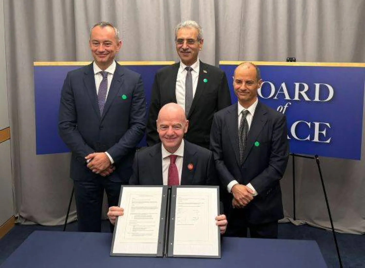 (الاتحاد الدولي لكرة القدم).