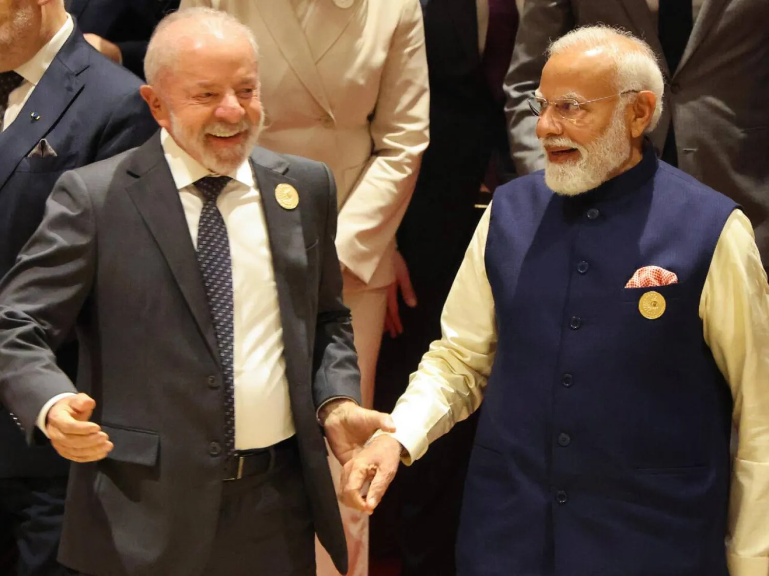 Brazil's President Luiz Inacio Lula da Silva (L) and Indian Prime Minister Narendra Modi are expected to discuss efforts to increase trade links. Ludovic MARIN / AFP/File
