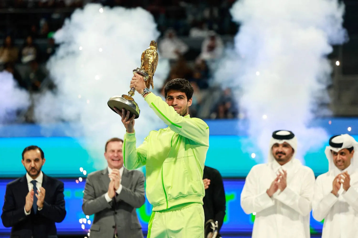 ألكاراس خلال تتويجه باللقب (أ.ف.ب)