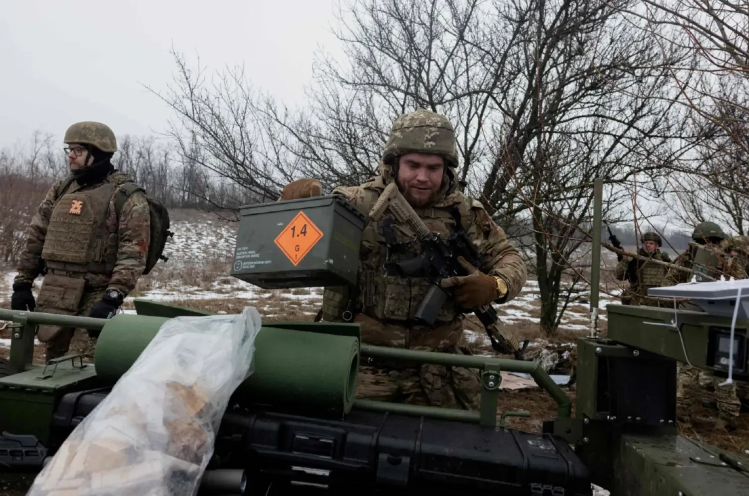 Ukrainian soldiers at an undisclosed location in Ukraine’s Zaporizhzhia region on January 30, 2026 (AFP)