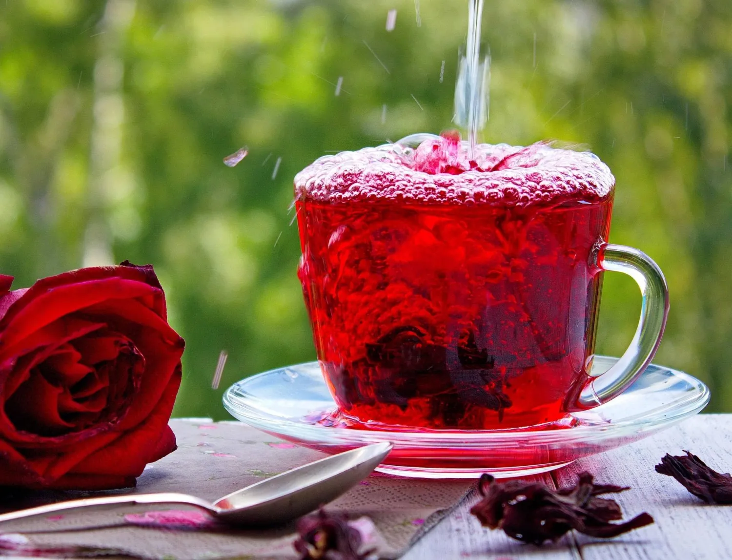 لمشروب الكركديه فوائد صحية متعددة (بيكسباي)