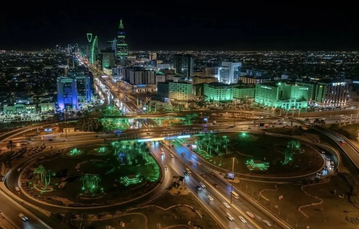 The Riyadh Municipality decorates the capital's roads and squares with more than 5,000 aesthetic illuminations in celebration of Founding Day (SPA)