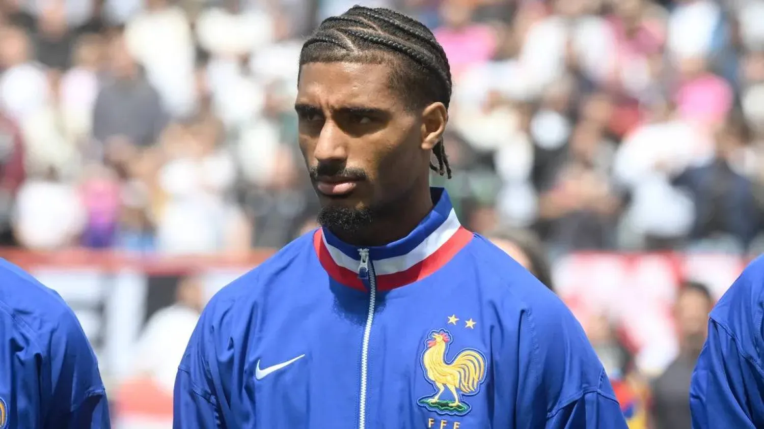 المدافع الفرنسي لباير ليفركوزن لويك باديه (البوندسليغا)